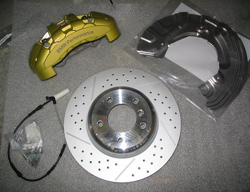 Front 330 mm Brake Disc Rotors And Ceramic Pads For 2006 BMW 330i E90 2WD
